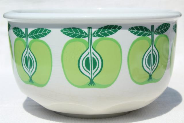 vintage Arabia Finland Pomona green apple white ceramic salad bowl