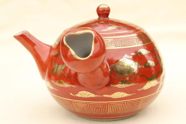 4 Vintage Arita Satsuma Japan Hand-Painted Cinnabar Red and Gold Tea Cups