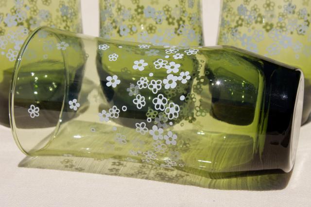 vintage Libbey glasses, Spring Blossom Crazy Daisy pattern white flowers on green glass