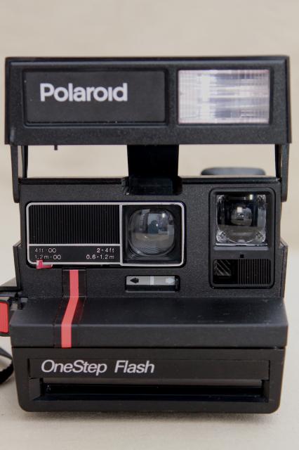 vintage One Step flash Polaroid camera, UK made model 600 w/ red stripe
