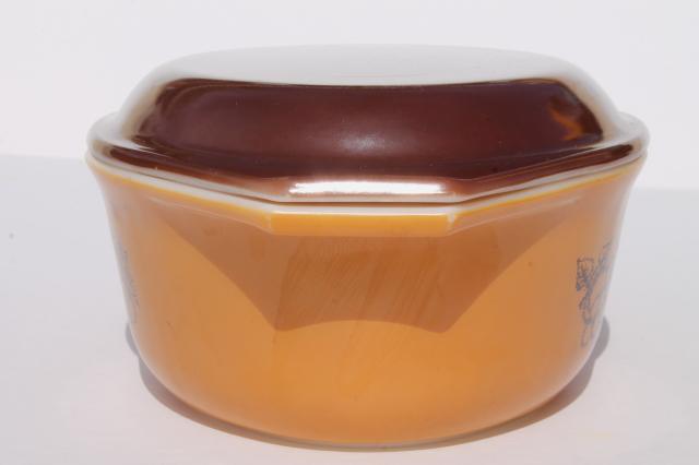 vintage Pyrex Old Orchard brown & mustard gold fruit oval casserole dish w/ lid