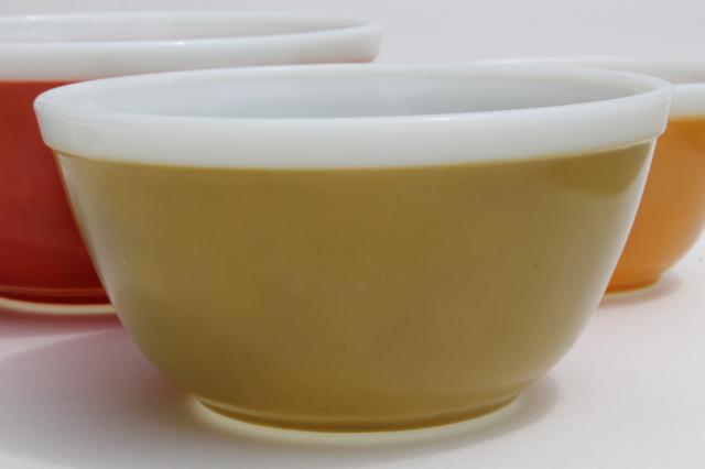 vintage Pyrex nesting bowls, white rim band solid colors Americana harvest gold, green, orange