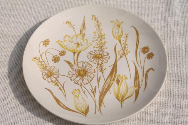 vintage Royal China Enchanted Garden flower print dinnerware set w/ amber gold glasses