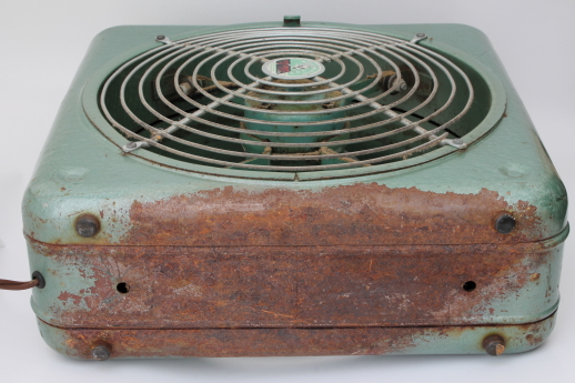 Vintage Atlas Aire box fan, machine age industrial floor or window fan