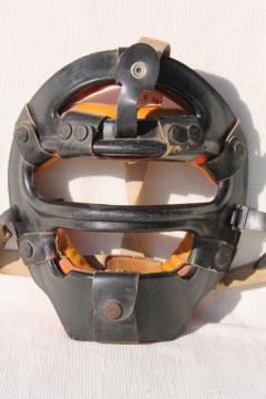 vintage baseball catchers mask face guard, 60s vintage sporting equipment