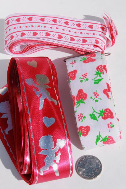 vintage craft ribbon / gift ribbons lot, red & pink patterns novelty fancy package tie trims