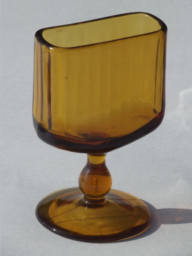 Vintage Fostoria amber glass cigarette holder, a stand for business cards?