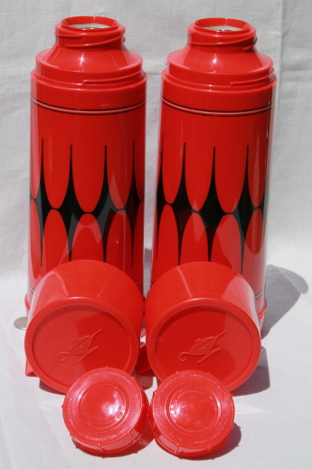 Vintage Aladdin Vanguard Red/Black Pattern Thermos