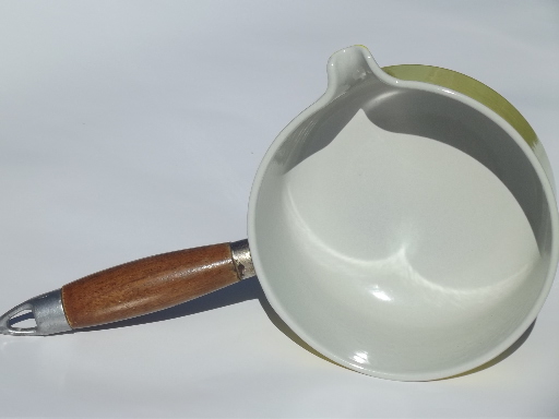 Vintage Le Creuset light yellow enamel cast iron sauce pan small pot