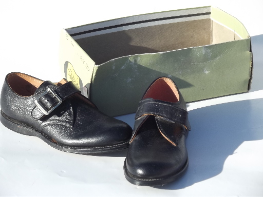 Vintage leather baby shoes, little boy 'grown up' shoes, black w/ buckles