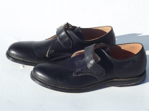 Vintage leather baby shoes, little boy 'grown up' shoes, black w/ buckles