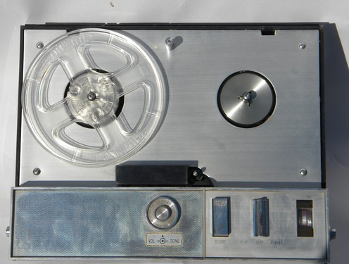 Vintage Mayfair model 400 reel to reel tape recorder or player, Japan