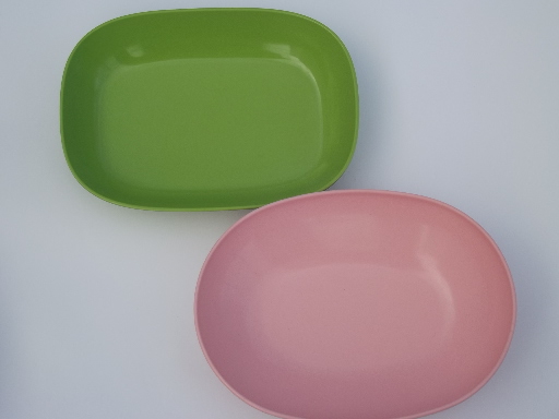 Vintage melmac dishes, serving bowls  in retro lavender, pink, grass green