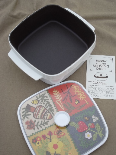 Vintage patchwork pattern West Bend Thermo-Serv plastic casserole dish