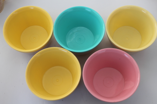 Vintage raffiaware burlap therm-o-ware insulated plastic dishes in retro tiki pastels
