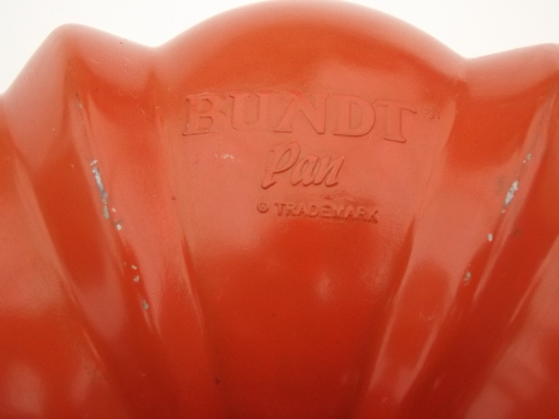 Vintage red poppy orange Bundt pan, Northland Aluminum / Nordic Ware