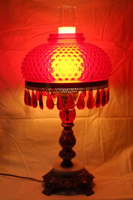 vintage ruby red glass hobnail shade table lamp w/ lucite plastic prisms