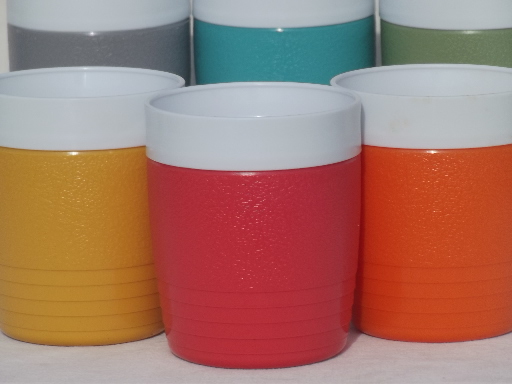 Vintage Therm-o-ware tumblers, Sun-Frost plastic glasses in retro colors