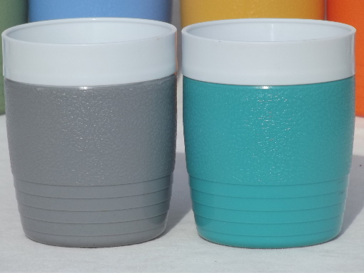 Vintage Therm-o-ware tumblers, Sun-Frost plastic glasses in retro colors