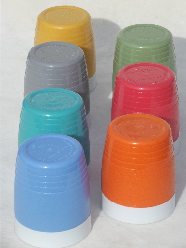 Vintage Therm-o-ware tumblers, Sun-Frost plastic glasses in retro colors