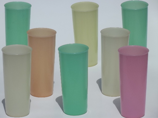 Vintage Tupperware Drink Glasses - Set of Retro Plastic Tumblers