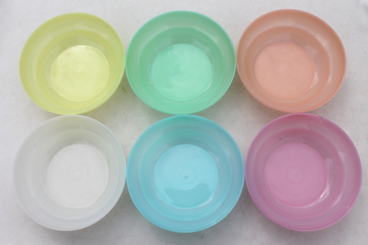 Vintage Tupperware pastels set of cereal bowls, Millionaire line pastel colors