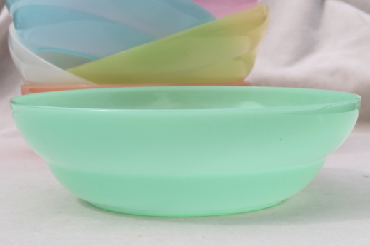 Vintage Tupperware pastels set of cereal bowls, Millionaire line pastel colors