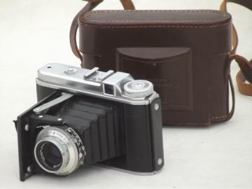 Vintage Voightlander Perkeo 1 camera in original leather case camera bag