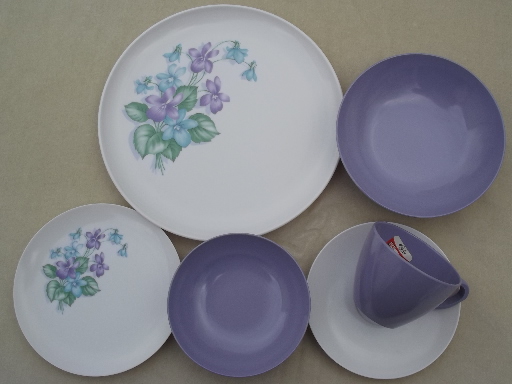 Violet corsage melmac dishes set, vintage Marcrest melmac dinnerware for 4